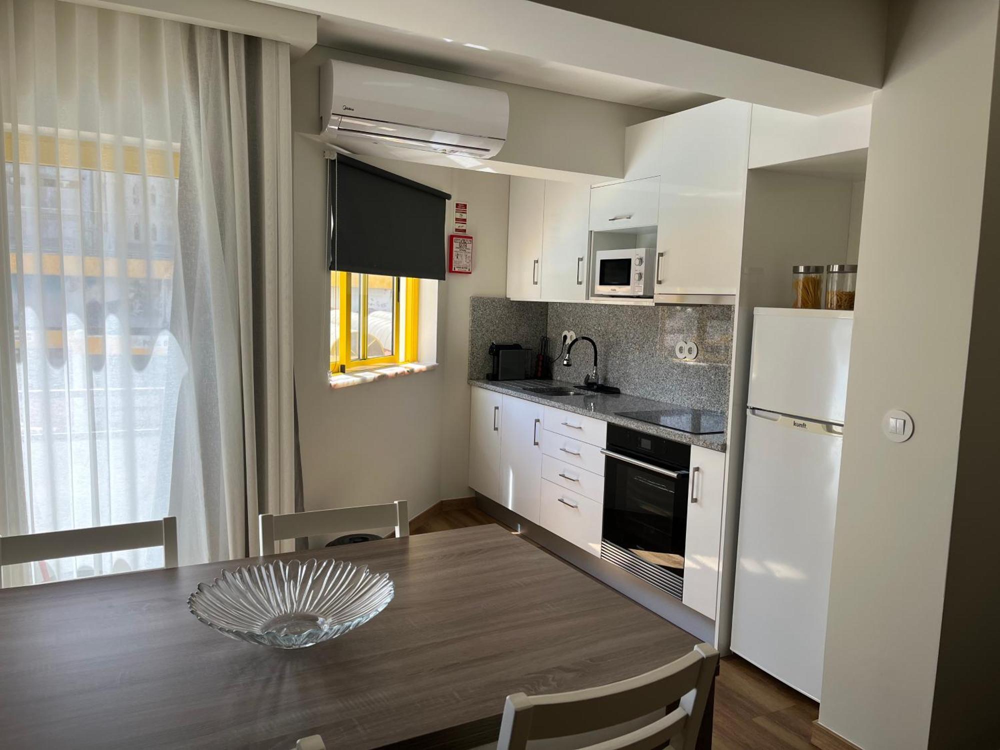 Oasis Apartment, Praia Da Rocha Portimao Exterior photo